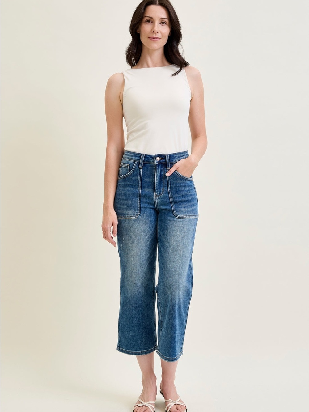 Judy Blue Lux Utility Pockets Cropped Wide Size 13/31